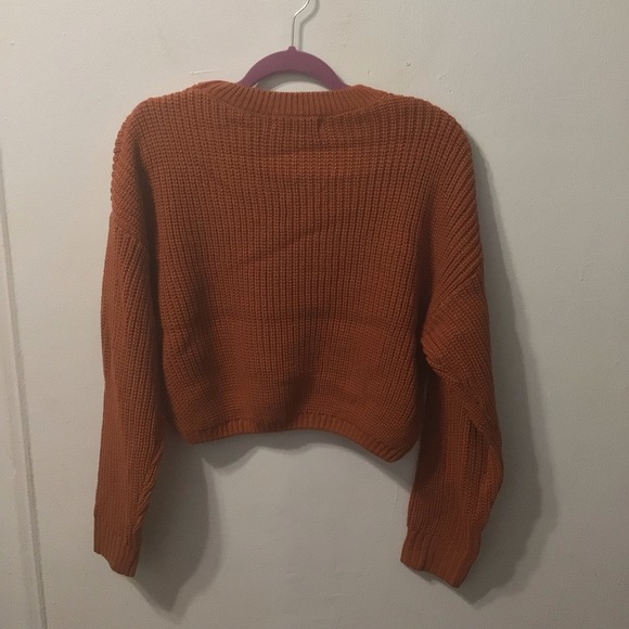 ELODIE Crewneck Cropped Sweater
XL - Picture 3 of 8